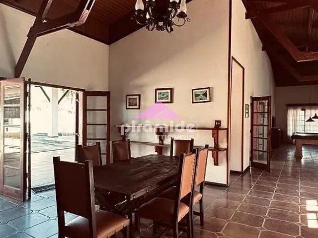 Chácara com 3464m² 5 quartos e 6 banheiros, à venda, no bairro Angola em Santa Branca