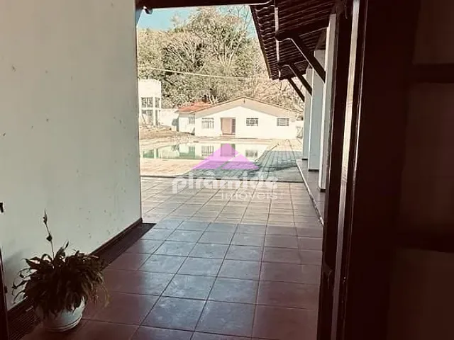 Chácara com 3464m² 5 quartos e 6 banheiros, à venda, no bairro Angola em Santa Branca