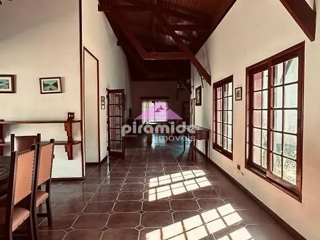Chácara com 3464m² 5 quartos e 6 banheiros, à venda, no bairro Angola em Santa Branca
