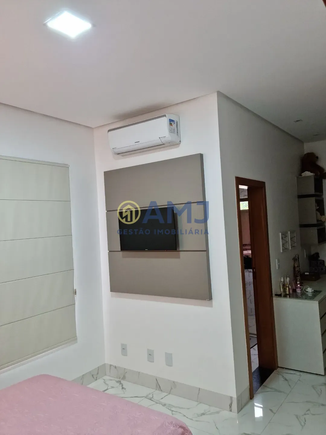 Sítio, 4 quartos, 2212 m² - Foto 19