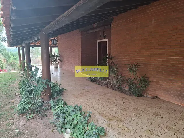 Chácara com 5000m² 4 quartos e 5 banheiros, à venda, no bairro mato dentro em Jundiaí
