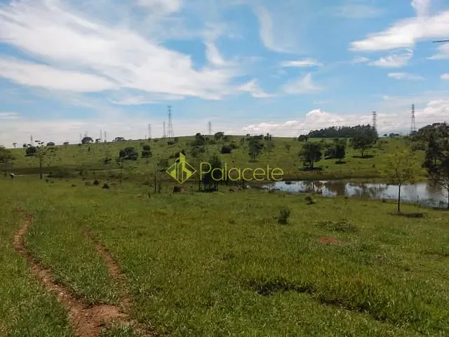 Chácara com 121000m², à venda, no bairro Parque Lago Azul em Pindamonhangaba