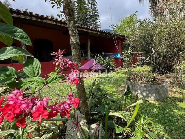 Chácara com 2800m² 2 quartos e 2 banheiros, à venda, no bairro Enseada em São Sebastião