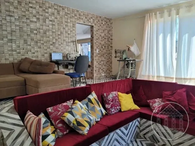 Chácara com 1200m², à venda, no bairro Bonanza em Embu-Guaçu