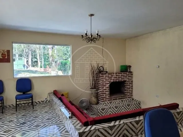 Chácara com 1200m², à venda, no bairro Bonanza em Embu-Guaçu