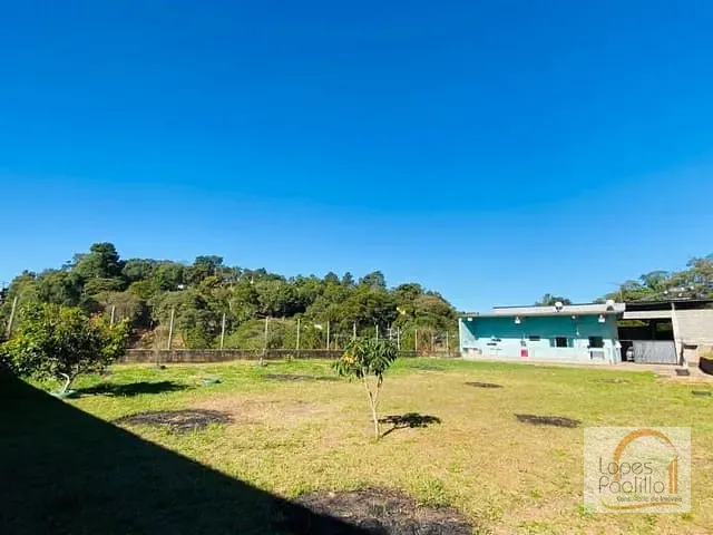 Chácara com 2253m² 1 quarto e 1 banheiro, à venda, no bairro Estância Santa Maria do Portão em Atibaia