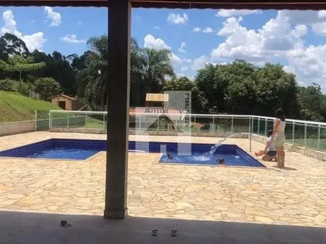 Chácara com 5000m² 2 quartos e 1 banheiro, à venda, no bairro Moinho em Campo Limpo Paulista