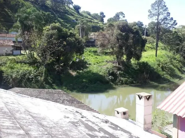 Chácara com 700m² 2 quartos e 1 banheiro, à venda, no bairro Vila Amélia em Paraibuna