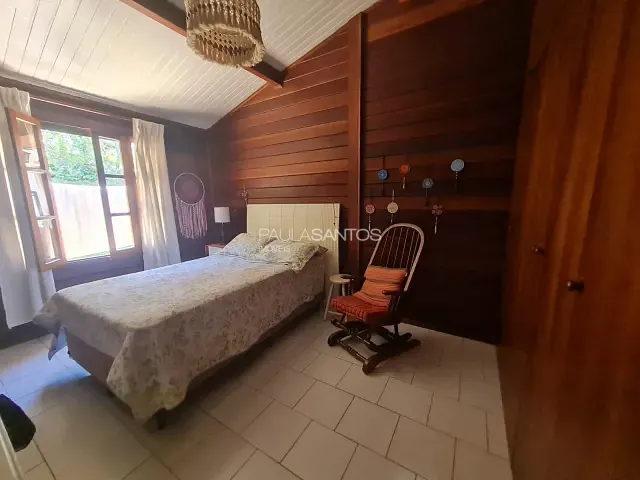 Chácara com 2465m² 3 quartos e 2 banheiros, à venda, no bairro Jardim Novo Mundo em Sorocaba