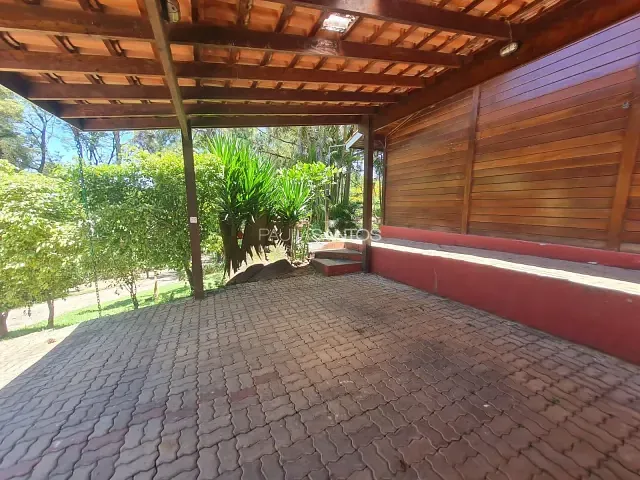 Chácara com 2465m² 3 quartos e 2 banheiros, à venda, no bairro Jardim Novo Mundo em Sorocaba