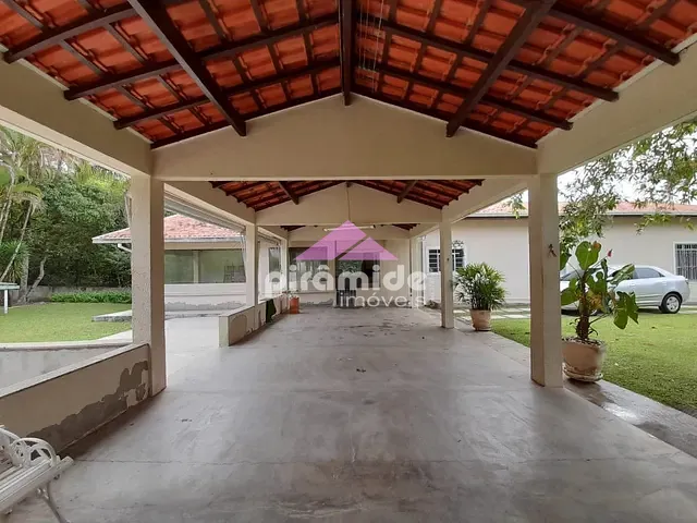 Chácara com 7400m² 4 quartos e 2 banheiros, à venda, no bairro Residencial Galo Branco em São José dos Campos
