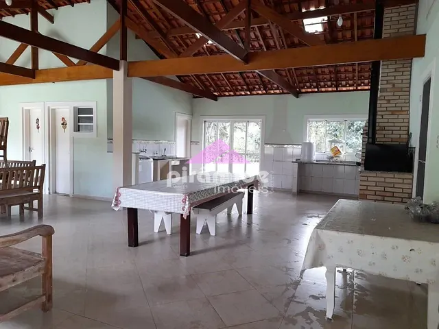 Chácara com 7400m² 4 quartos e 2 banheiros, à venda, no bairro Residencial Galo Branco em São José dos Campos