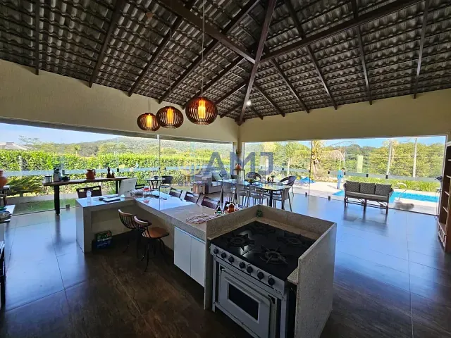 Chácara com 1680m² 4 quartos e 4 banheiros, à venda, no bairro condomínio Terra do boi 2 em Hidrolândia