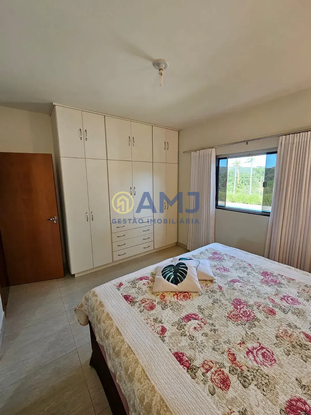 Sítio, 4 quartos, 1680 m² - Foto 8
