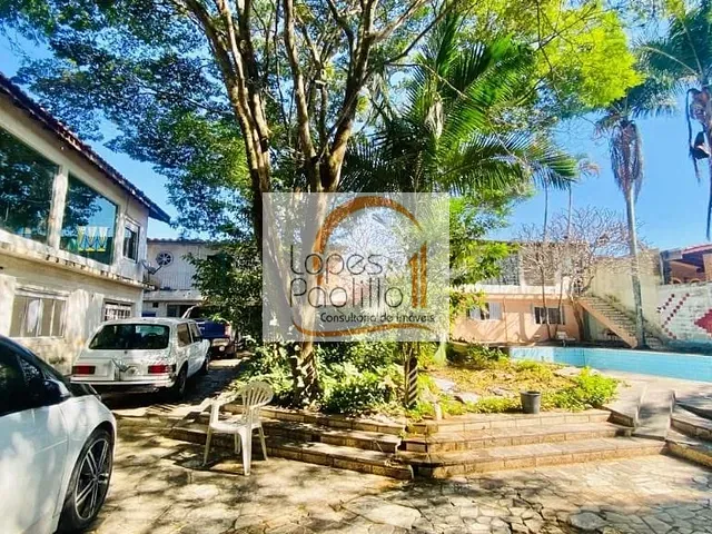 Chácara com 900m² 3 quartos e 2 banheiros, à venda, no bairro Jardim Imperial em Atibaia