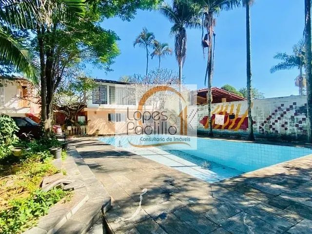 Chácara com 900m² 3 quartos e 2 banheiros, à venda, no bairro Jardim Imperial em Atibaia