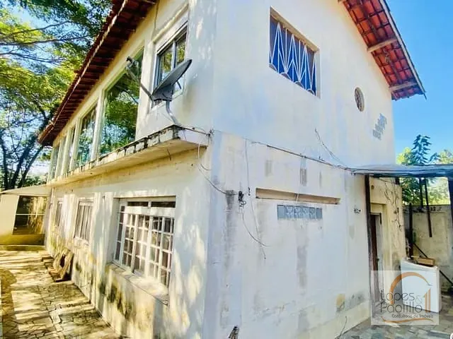 Chácara com 900m² 3 quartos e 2 banheiros, à venda, no bairro Jardim Imperial em Atibaia
