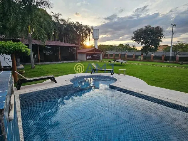 Chácara com 2240m² 3 quartos e 3 banheiros, à venda, no bairro Condomínio Terra do Boi 2 em Hidrolândia
