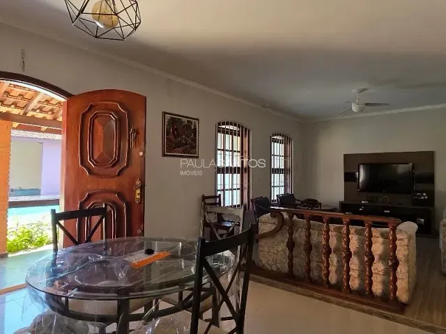 Chácara com 1273m² 3 quartos e 3 banheiros, à venda, no bairro Colinas I em Araçoiaba da Serra