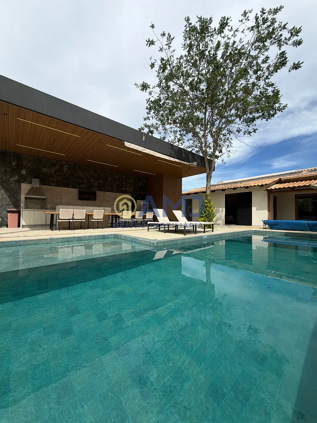 Sítio, 4 quartos, 1200 m² - Foto 1
