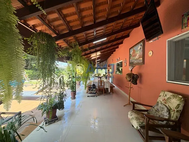 Chácara com 2264m² 4 quartos e 5 banheiros, à venda, no bairro Condomínio Countryville em Hidrolândia