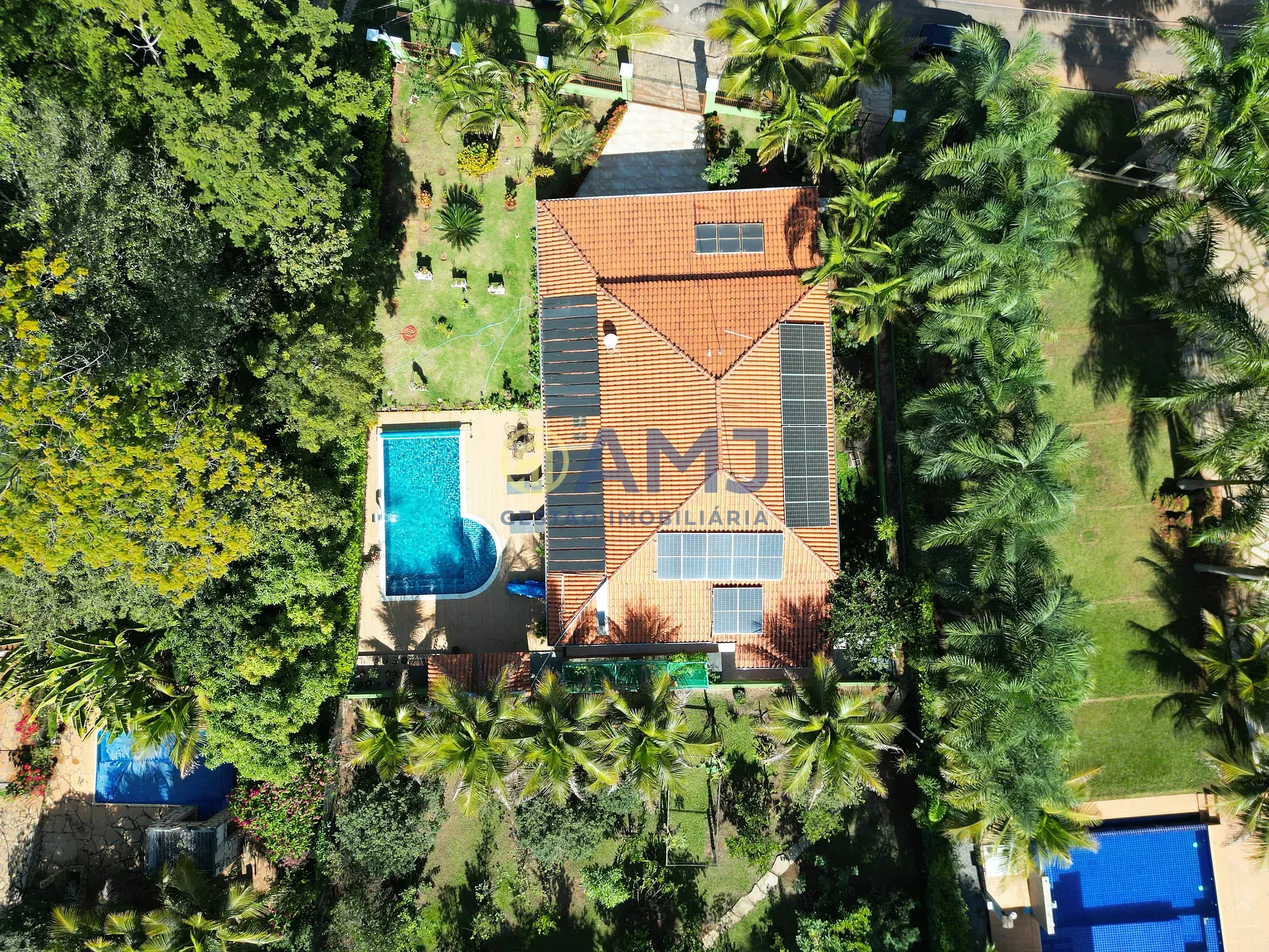 Sítio, 4 quartos, 2264 m² - Foto 1