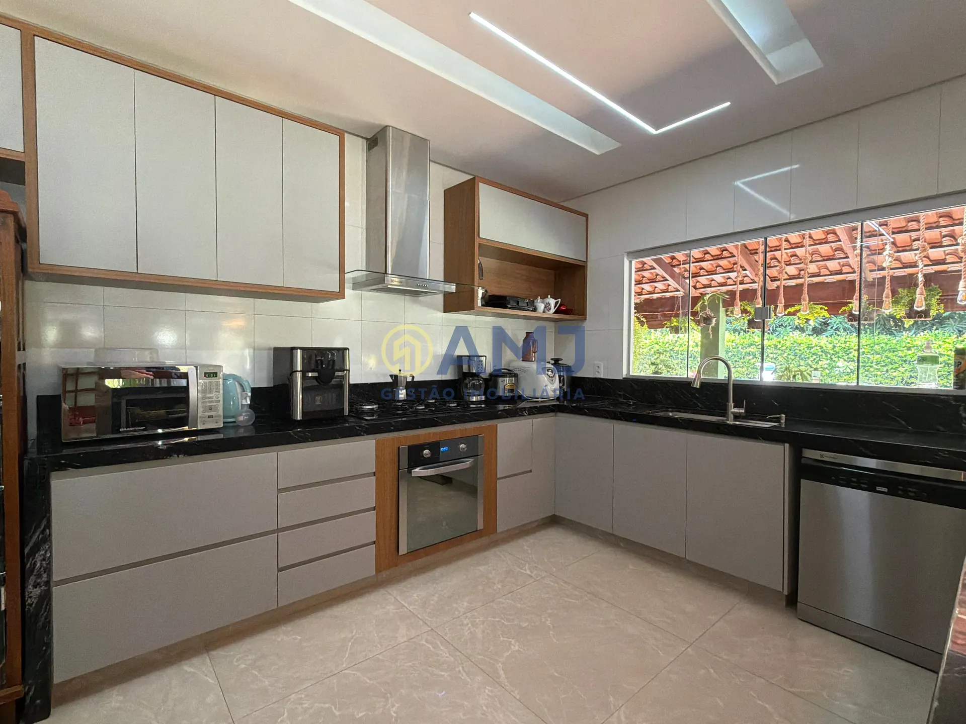 Sítio, 4 quartos, 2264 m² - Foto 23