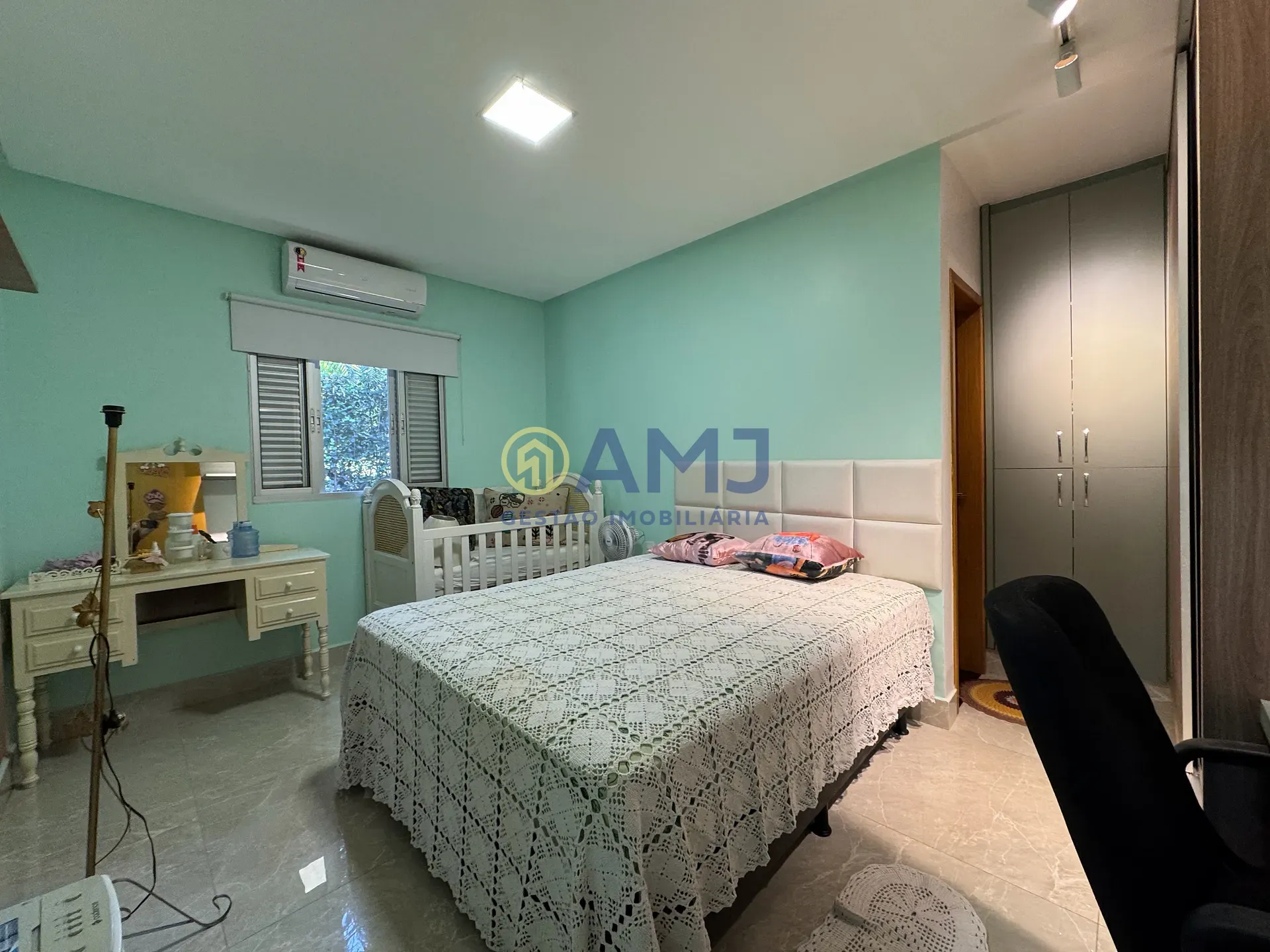 Sítio, 4 quartos, 2264 m² - Foto 17