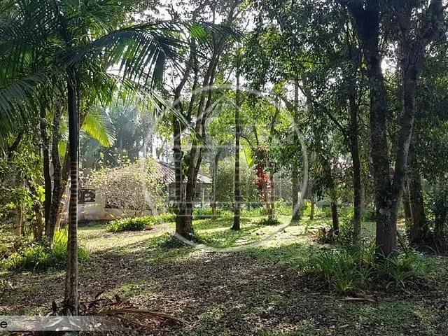 Chácara com 2000m² 5 quartos e 3 banheiros, à venda, no bairro Jardim Santa Terezinha (Parelheiros) em São Paulo