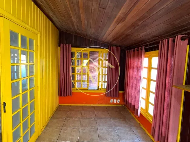 Chácara com 1200m² 5 quartos e 6 banheiros, à venda, no bairro Área rural em Araçoiaba da Serra