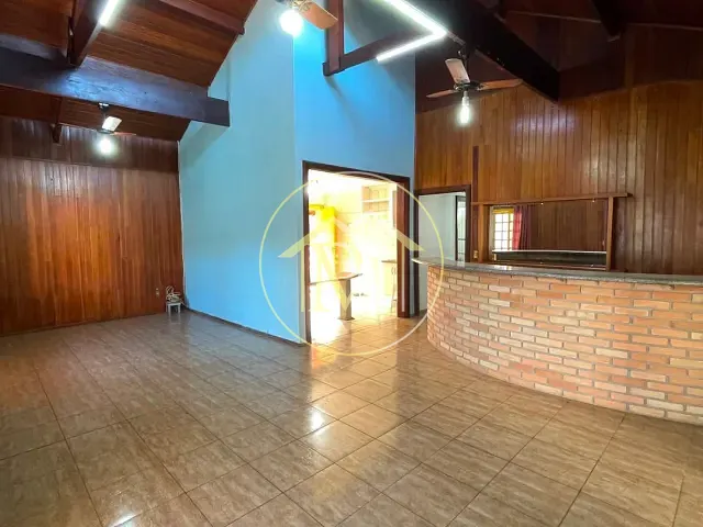 Chácara com 1200m² 5 quartos e 6 banheiros, à venda, no bairro Área rural em Araçoiaba da Serra