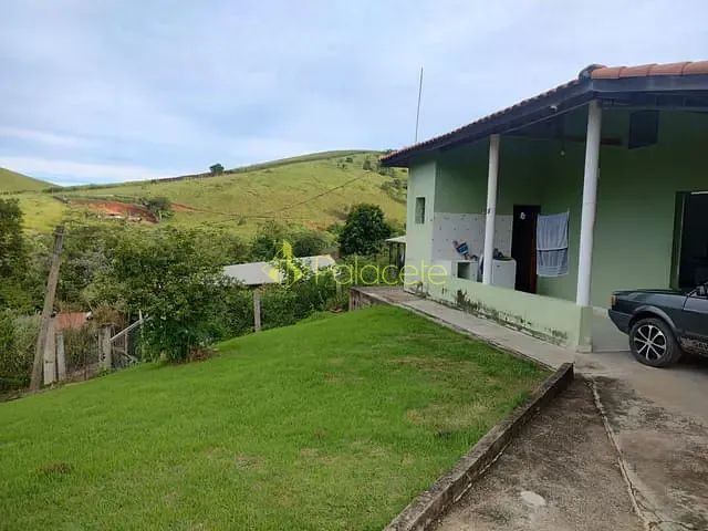 Chácara com 3000m² 1 quarto e 2 banheiros, à venda, no bairro Chácara São Félix em Taubaté