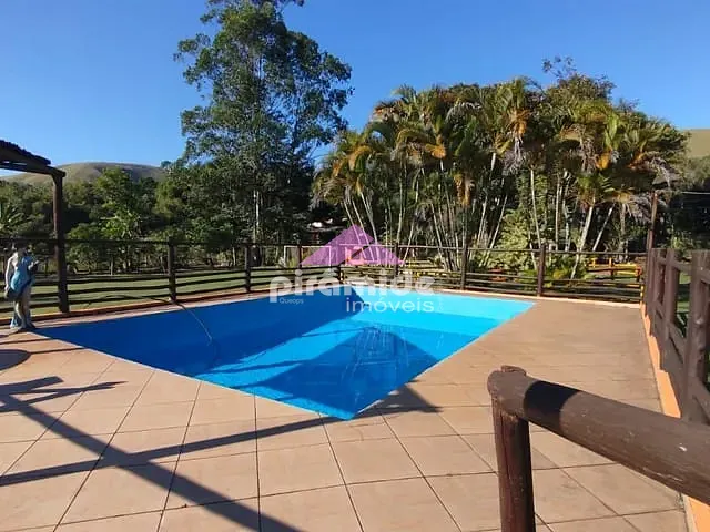 Chácara 3 quartos e 3 banheiros, à venda, no bairro Altos da Vila Paiva em São José dos Campos