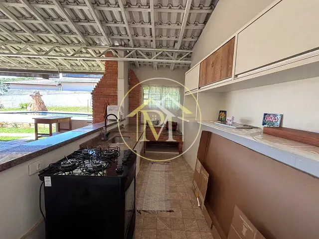 Chácara com 920m² 3 quartos e 3 banheiros, à venda, no bairro Área rural em Araçoiaba da Serra
