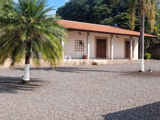 Chácara com 2200m² 3 quartos e 2 banheiros, à venda, no bairro Área Rural de Cosmópolis em Cosmópolis