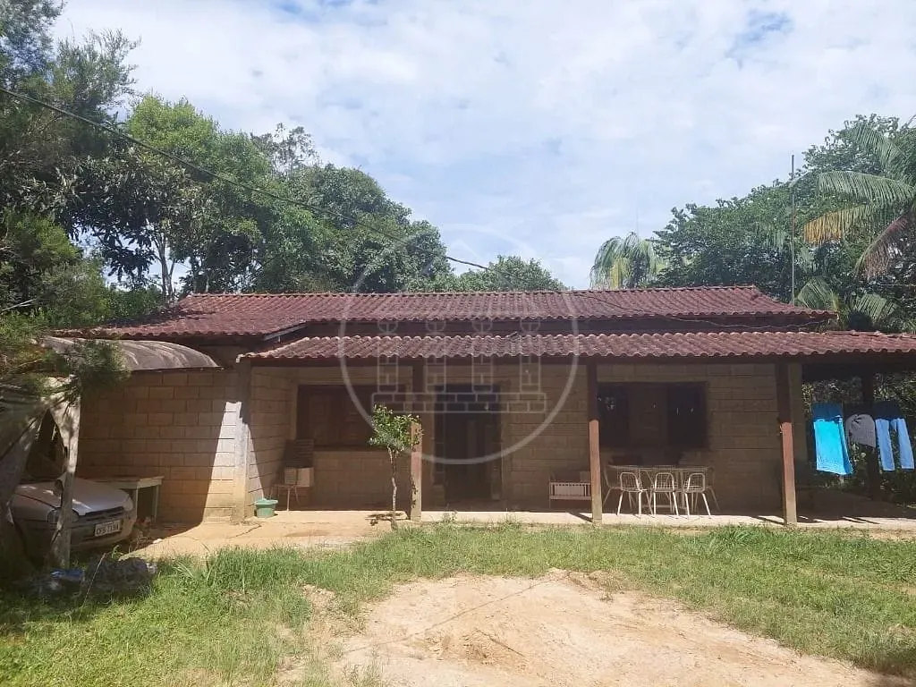 Sítio, 1 quarto, 2100 m² - Foto 1