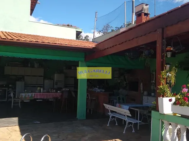 Chácara com 449m² 3 quartos e 4 banheiros, à venda, no bairro Jardim Sagrado Coração de Jesus em Jundiaí