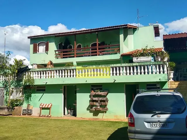 Chácara com 449m² 3 quartos e 4 banheiros, à venda, no bairro Jardim Sagrado Coração de Jesus em Jundiaí