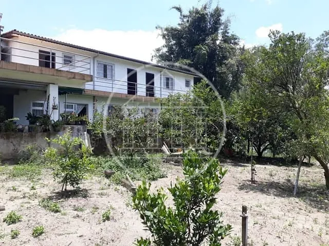 Chácara com 1800m² 3 quartos e 3 banheiros, à venda, no bairro Jardim Varginha em São Paulo