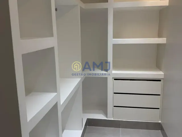 Chácara com 1200m² 3 quartos e 4 banheiros, à venda, no bairro Condomínio Country Ville em Hidrolândia