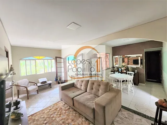 Chácara com 690m² 3 quartos e 3 banheiros, à venda, no bairro Jardim Imperial em Atibaia