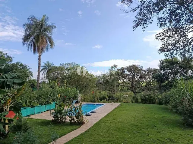 Chácara com 900m² 3 quartos e 1 banheiro, à venda, no bairro BOM RETIRO em Artur Nogueira