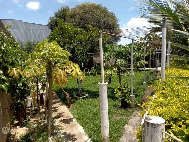 Chácara 2 quartos e 4 banheiros, à venda, no bairro Piracangaguá em Taubaté