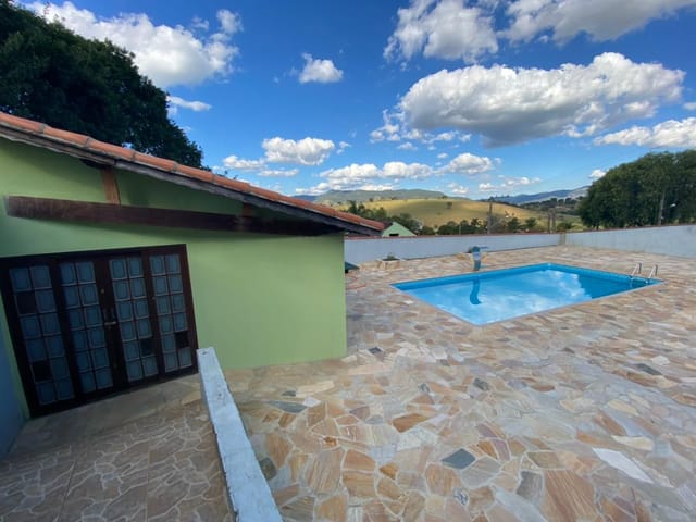 Chácara com 1650m² 2 quartos e 3 banheiros, à venda, no bairro Furnas em Extrema