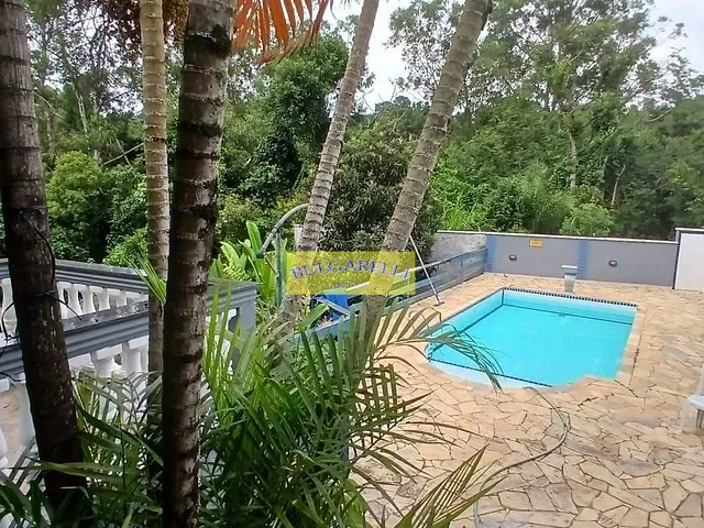 Chácara com 2401m² 3 quartos e 6 banheiros, à venda, no bairro Terras de Santa Cruz em Jundiaí