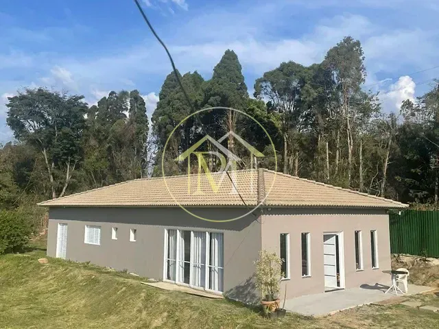 Chácara com 1180m² 4 quartos e 3 banheiros, à venda, no bairro Éden em Sorocaba