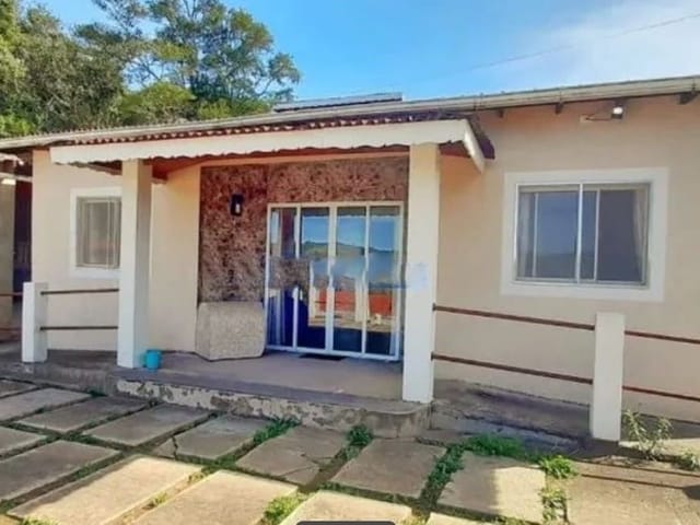 Chácara com 1637m² 3 quartos e 3 banheiros, à venda, no bairro Sorocamirim em São Roque