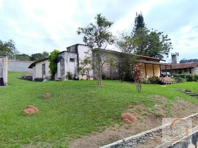 Chácara com 6103m² 3 quartos e 4 banheiros, à venda, no bairro Jardim Estância Brasil em Atibaia