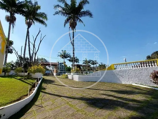 Chácara com 4800m² 3 quartos e 4 banheiros, à venda, no bairro Filipinho em Embu-Guaçu