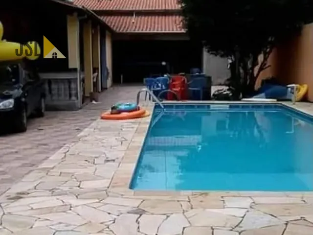 Chácara com 405m² 2 quartos e 2 banheiros, à venda, no bairro Jardim Guadalupe em Caçapava